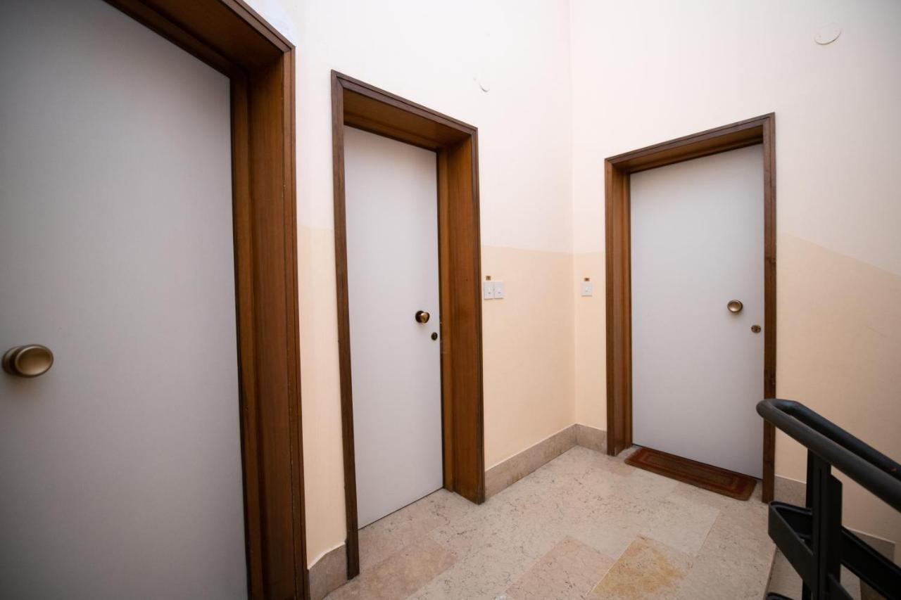 Appartamenti Francesco E Luisa Песк'єра-дель-Гарда Екстер'єр фото